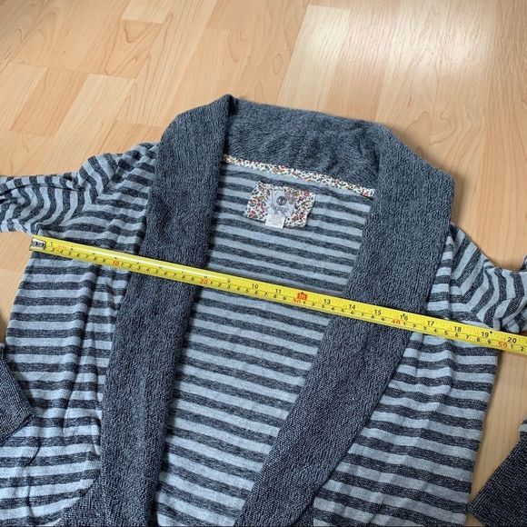 Grey Striped Element Cardigan Size Small - Picture 6 of 7
